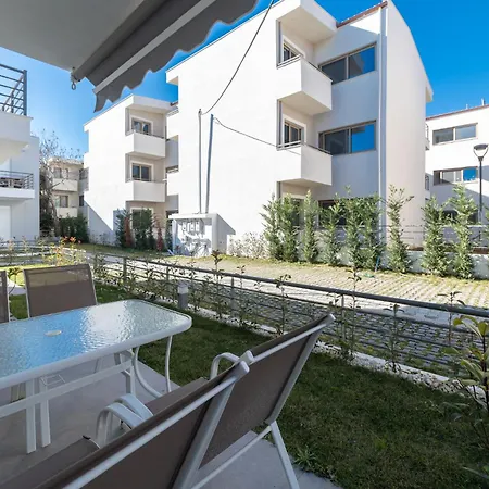 Ferienwohnung Antigone Residential Complex Ofrínion Exterior foto