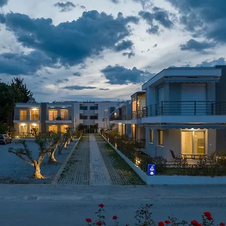 Ferienwohnung Antigone Residential Complex Ofrínion Exterior foto